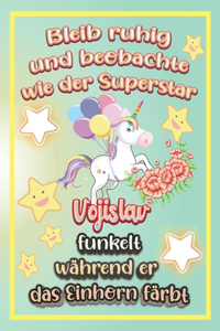 Bleib ruhig und beobachte wie Superstar Vojislav funkelt während sie das Einhorn färbt
