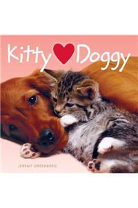 Kitty Hearts Doggy (Kitty Loves Doggy)