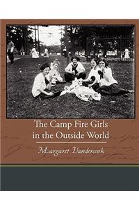 Camp Fire Girls in the Outside World