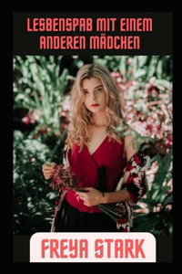 Lesbenspab mit einem anderen Mädchen