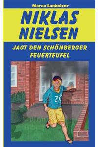 Niklas Nielsen jagt den Schönberger Feuerteufel