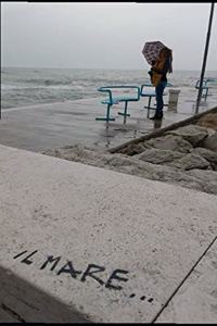 il mare e la dolce ironia di un istante