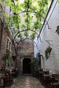 Cozy Romantic Outdoor Dining Patio Antwerp Belgium Journal