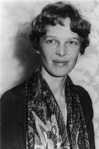 Amelia Earhart - achieve your goals, perfect 120 lined pages #1