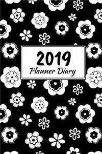 2019 Planner Diary: Black and White Floral Cover