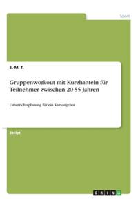 Gruppenworkout mit Kurzhanteln für Teilnehmer zwischen 20-55 Jahren