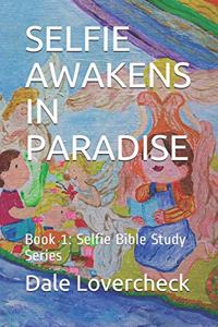 Selfie Awakens in Paradise