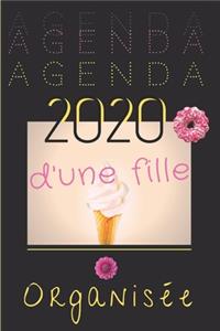 Agenda 2020 d'une fille organisée