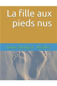 La Fille Aux Pieds Nus