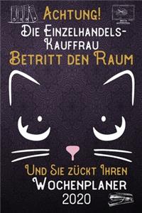 Achtung! Die Einzelhandelskauffrau betritt den Raum und Sie zückt Ihren Wochenplaner 2020