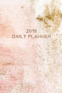 Daily Planner 2019: Diary Calendar Planner. Modern Blush and Gold. Jan 19 - Dec 19. One Day Per Page.