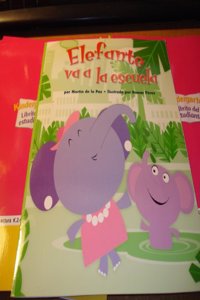 Reading 2010 Spanish (Ai8) Listen to Me Reader Grade K Unit 1 Week 2