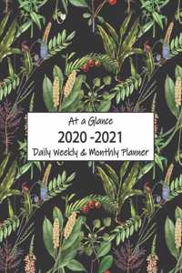 At a Glance 2020-2021 Daily Weekly & Monthly Planner