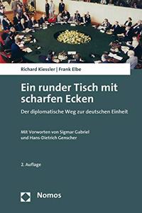 Ein Runder Tisch Mit Scharfen Ecken