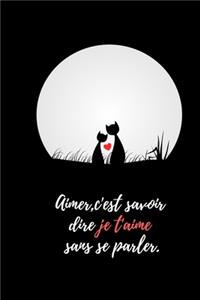 Carnet de notes lignés avec des questions sur votre couple idéal pour la saint valentin