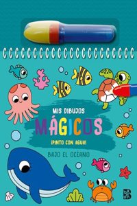 PINTO CON AGUA-BAJO EL OCEANO
