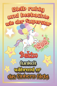 Bleib ruhig und beobachte wie Superstar Bekim funkelt während sie das Einhorn färbt