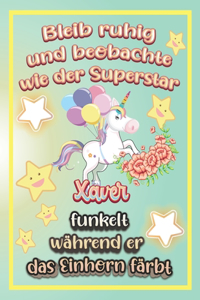 Bleib ruhig und beobachte wie Superstar Xaver funkelt während sie das Einhorn färbt