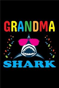 Grandma Shark: Birthday Gift Grandma Shark - Birthday Book Gift Lined pages are wide ruled Notebook & Journal - 120 Pages - Funny Matching Family Shark Birthday Gi