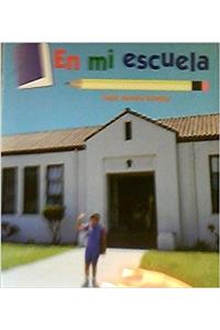 Pan Y Canela a (Small Books): En Mi Escuela