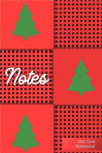 Notes Dot Grid Notebook: Red Christmas Pattern - Punktraster Notizbuch Weihnachten Rot A5