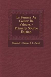 La Femme Au Collier de Velours