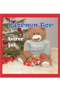 Bjørnen Tor feirer jul