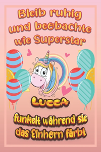 Bleib ruhig und beobachte wie Superstar Lucca funkelt während sie das Einhorn färbt
