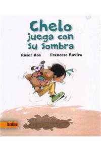Chelo Juega Con Su Sombra