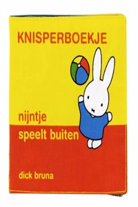 Nijntje speelt buiten (Dutch Edition)