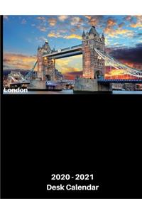 2020 - 2021 London Desk Calendar: January 2020 - December 2021 - Dated With One Page Yearly Spreads (Tower Bridge)