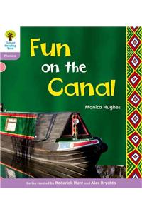 Oxford Reading Tree: Level 1+: Floppy's Phonics Non-Fiction: Fun on the Canal