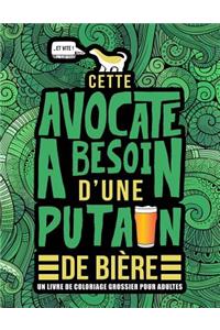 Cette avocate a besoin d'une putain de bière