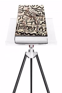 Annie Leibovitz, with Dustjacket Keith Haring