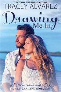 Drawing Me in: (due South Book 7)