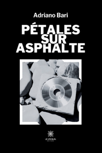 Pétales sur asphalte