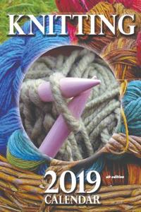 Knitting 2019 Calendar (UK Edition)