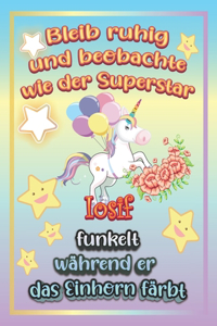 Bleib ruhig und beobachte wie Superstar Iosif funkelt während sie das Einhorn färbt