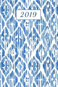 2019 Weekly Planner Blue Ikat Design 134 Pages