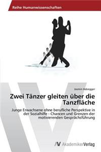 Zwei Tänzer gleiten über die Tanzfläche