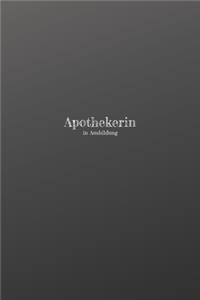 Apothekerin in Ausbildung