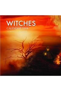 Witches Calendar 2019: 16 Month Calendar