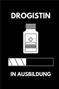 Drogistin in Ausbildung