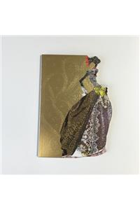 Christian LaCroix Madone Nubienne A5 8