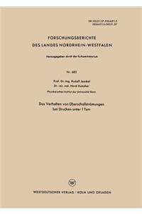 Das Verhalten von Überschallströmungen bei Drucken unter 1 Torr