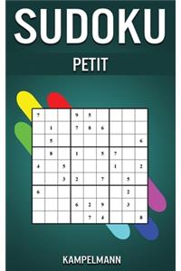 Sudoku Petit: Édition Idéal pour Voyager avec 250 Sudoku de Niveau Médian et Solutions