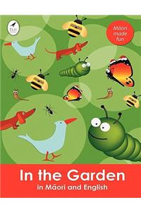 Living in the Garden in Maori and English