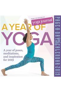 A Year of Yoga Page-A-Day Calendar 2019