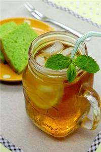 Refreshing Iced Tea with Lemon, Mint and Pistachio Cake Journal