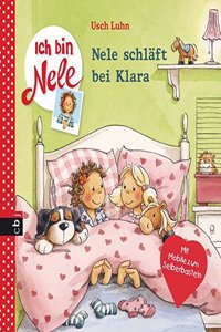 Nele schlaft bei Klara